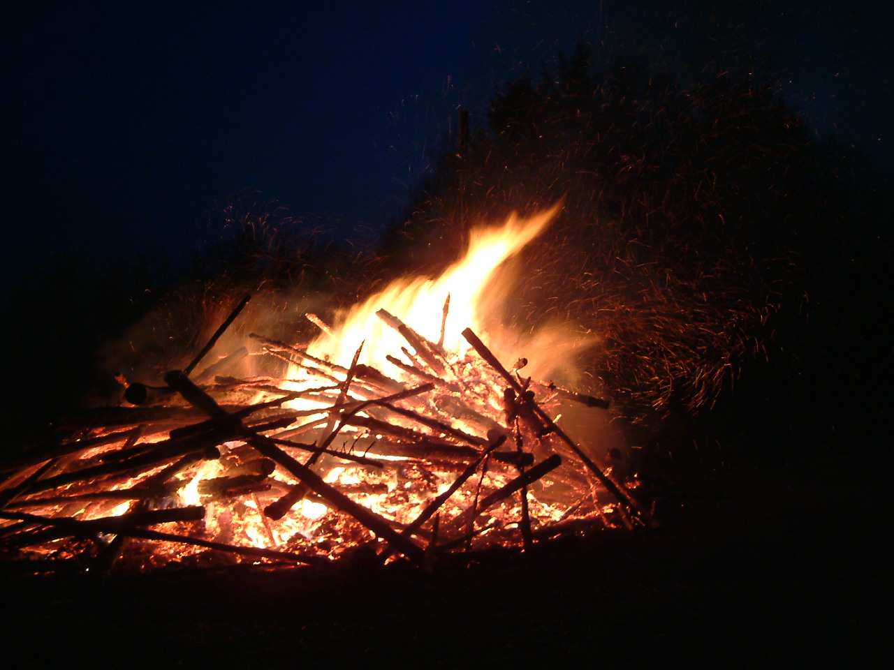 Osterfeuer 2003 20.April (47)