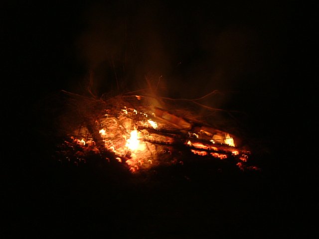 Osterfeuer 2004 10.04.04 von 0.00 - 0.00 Uhr (4)
